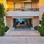 Cannes Conseil Immo -Residence Avec Piscine, Appartement Avec Terrasse Pour 4 Personnes