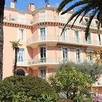 Le Pavillon113