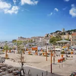 Moderne 3 Pieces Idealement Situe Centre De Cannes L! A2B22