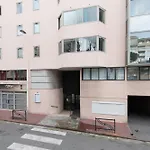 Stylish 2 Rooms In The Heart Of Cannes