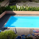 Superbe Appartement Avec Terrasse 2 Chambres, 4 A 5 Couchages Piscine, A Deux Pas Des Plages Et De La Croisette