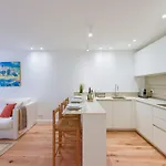 Upscale 1-Br Apartment 100 Meter From The Palais Des Festivals