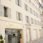 Le Vieux Port Apartments