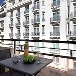 Lunique Maubourg - Next Hotel Martinez - Terrasse