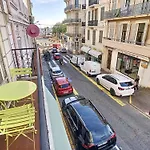Studio With View On Marche Forville For 2 128