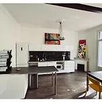 Appartement Bourgeois A 5 Min A Pied Du Centre