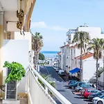 2 Bedrooms With Terrace 100 Metres From The Sea