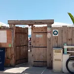 Residence Bord De Mer, Cannes Midi, Acces Direct A La Plage