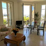 Citilet Louis Blanc 1,2,3 - Three Gorgeous, Open-Plan Apartments