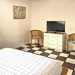 Cannes Appartement independent en Rez de jardin de maison