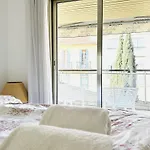 Cannes Center - Appartement 2 Pieces Avec Terrasse