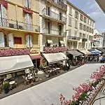 Pah1 - Tres Beau 2 Pieces Dans Une Rue Pietonne