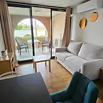 Magnifique T2 Climatisation - Grande Terrasse, Piscine Et Apercu Mer