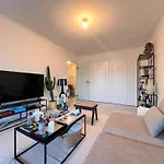 Bel Appartement Tres Bien Situe Cannes Croisette