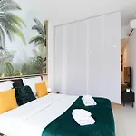 Cozy Home Yourhosthelper