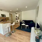 Appartement 2 Pieces Avec Un Jardin Privatif