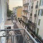 Cannes Holiday Suites