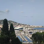 La Goelette - Palais Des Festivals