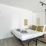 Comfort And Serenity With A-C, Parking And Balcony