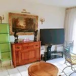 Two Rooms Terrace