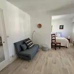 Appartement Authentique Au Coeur De La Ville De Cannes