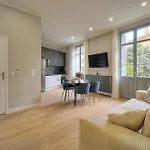 New 2 Bed 2 Bath Ac Palais 8 Min Walk