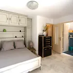 Studio Fenelon Terrasse Et Parking Cannes