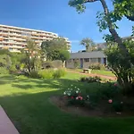 Tiny Modern Studio Next To Croisette With Ac