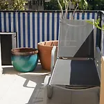 T2 Appartement 55M2 Terrasse 20M2 - A 15Min A Pied Du Centre Ville - Wifi - Air Conditioning