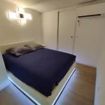 Cannes Guest House II