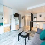 Cannes proche plage, beau studio avec terrasse