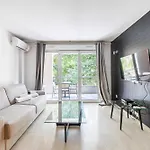 Magnificent Apartment With Parking - Ac-Balcony