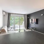 Magnificent Apartment With Parking - Ac-Balcony