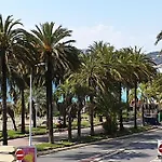 Cannes Croisette Loft