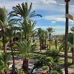 Cannes Croisette Loft