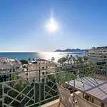 1974 - Luxurious 3 Bedrooms - Sea View & Parking