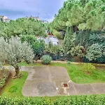 Lovely 2Br Flat With Terrace And Parking Near The Beach