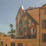 Superbe Et Atypique F2 Suquet Centre Cannes
