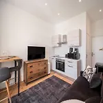 Cosy Renovated Studio-Cannes Center