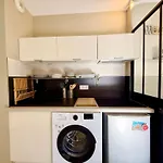 A011-Superbe Studio Avec Terrasse Sauna Jacuzzi