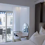 Cannes Star Croisette - Sea View