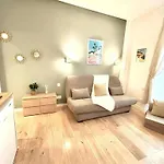 Adorable Studio Cannes Center