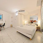 Viva Riviera 6 Rue Commandant Andre