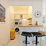Viva Riviera - 19 Rue Des Freres Pradignac