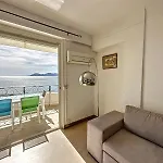 One Bedroom Apartment With Stunning Sea View On La Croisette
