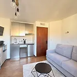 Cosy Flat With Swimming Pool, Close To Beach And Congress Center
