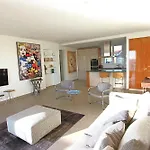 130 M3 Apartment With 3 En-Suite Bedrooms And Exceptional Sea View