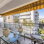 Palm Beach, Sea View Apartment, 100M From Beaches