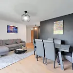 Le Sun Valley - Videoprojecteur Et Terrasse Zen