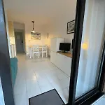 Appartement Cannes, Piscine - Terrasse, Jardin Privatif - 4 Personnes